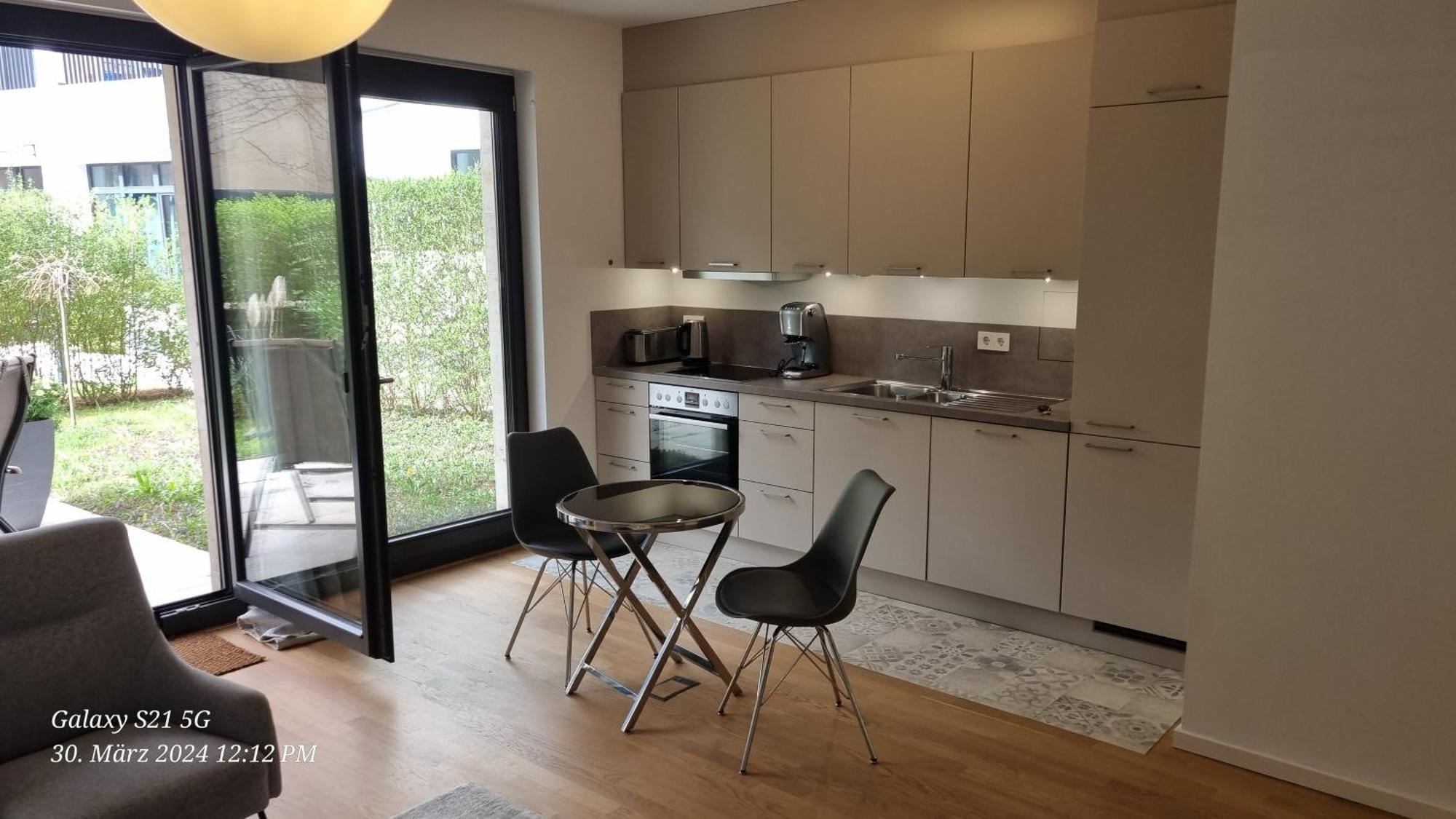Luxi Luxurioeses Appartement Mit Terrasse Und Garten Mitten In Berlin Bagian luar foto